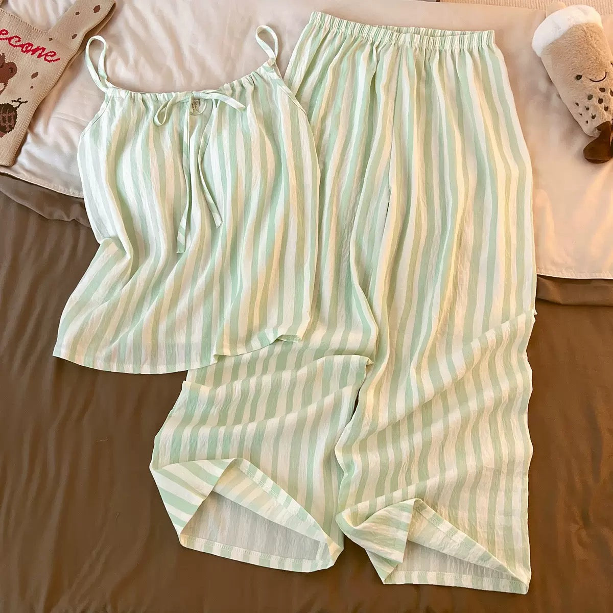 Luna Crinkle Padded Nightsuit Set