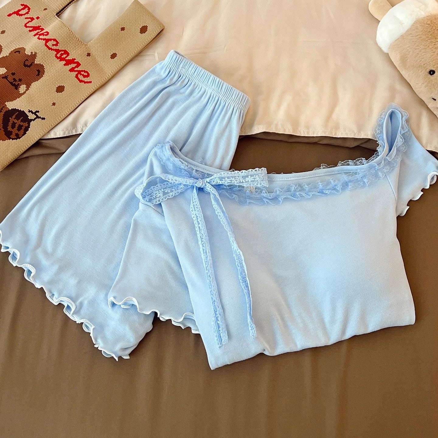 Sky Lace Padded Nightsuit Set