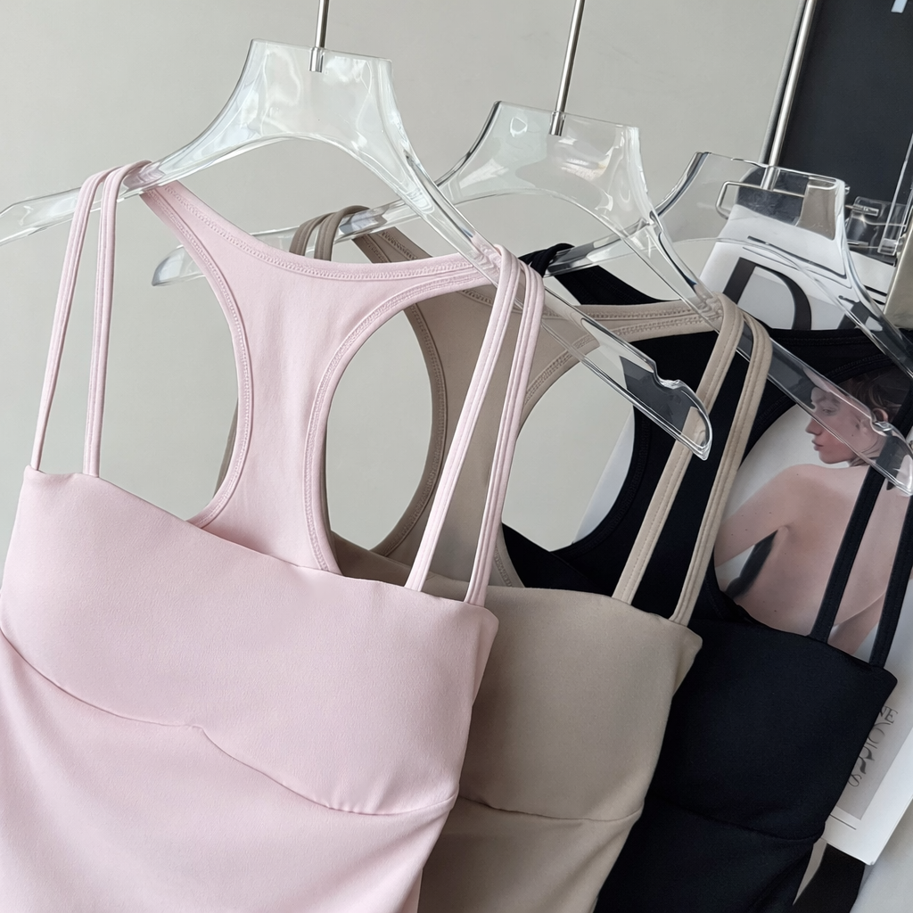 Atelier Sculpt Built-in Bra Tops