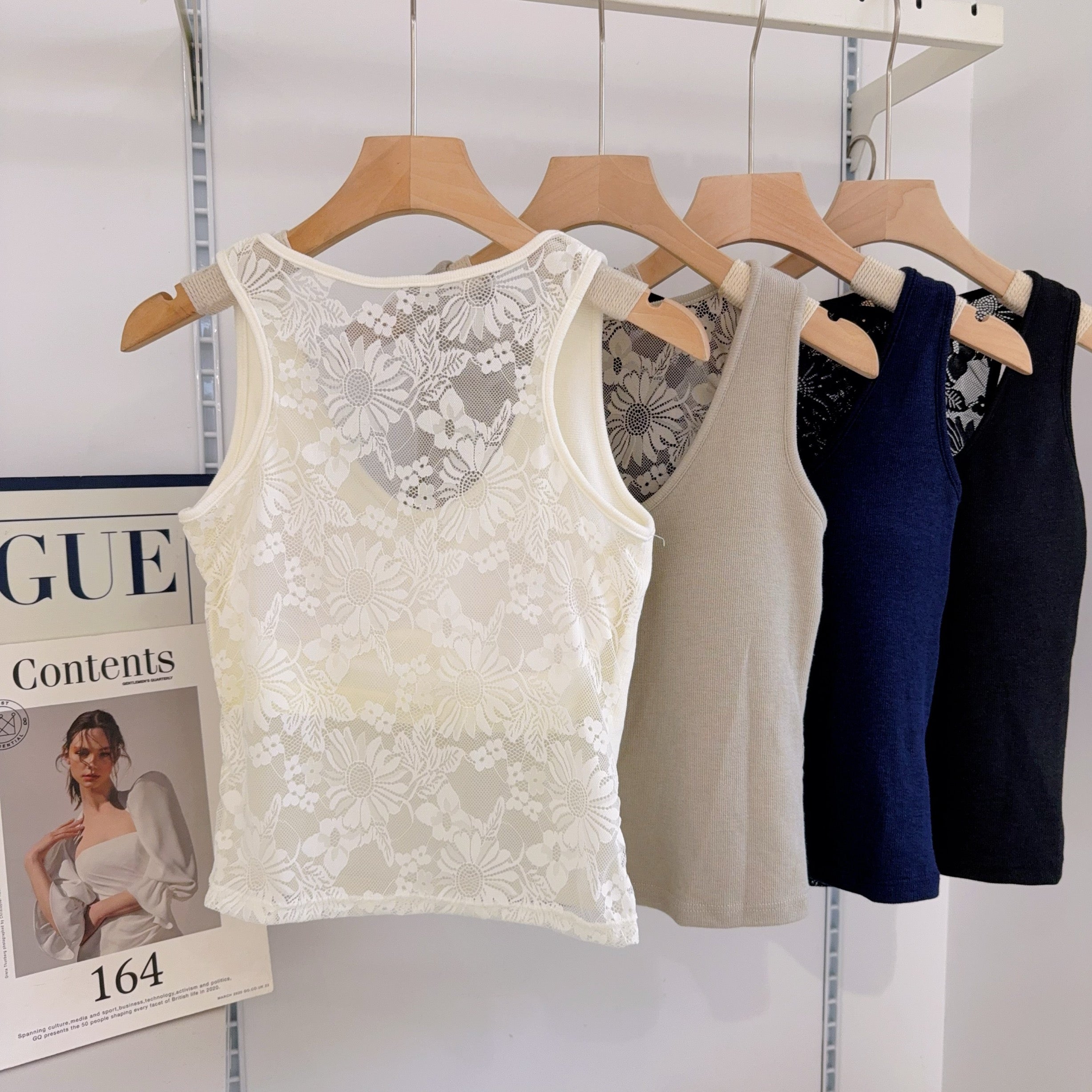 Floral Lace Backless Built-in Bra Top