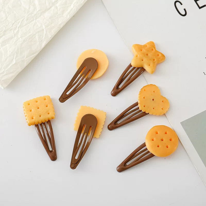 Biscuit Bites Hair Clip - Set Of 4