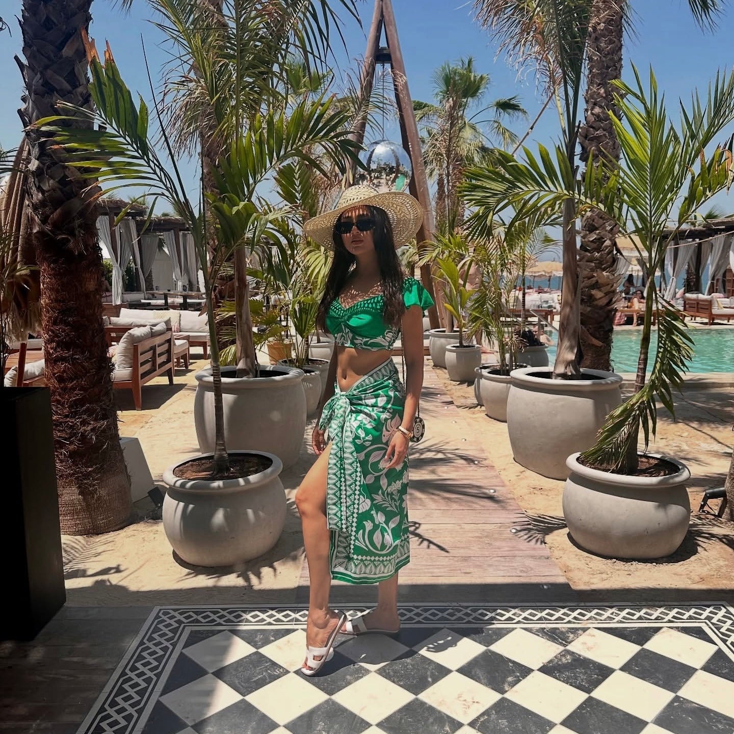 Sunfene Green Swimsuit with Sarong