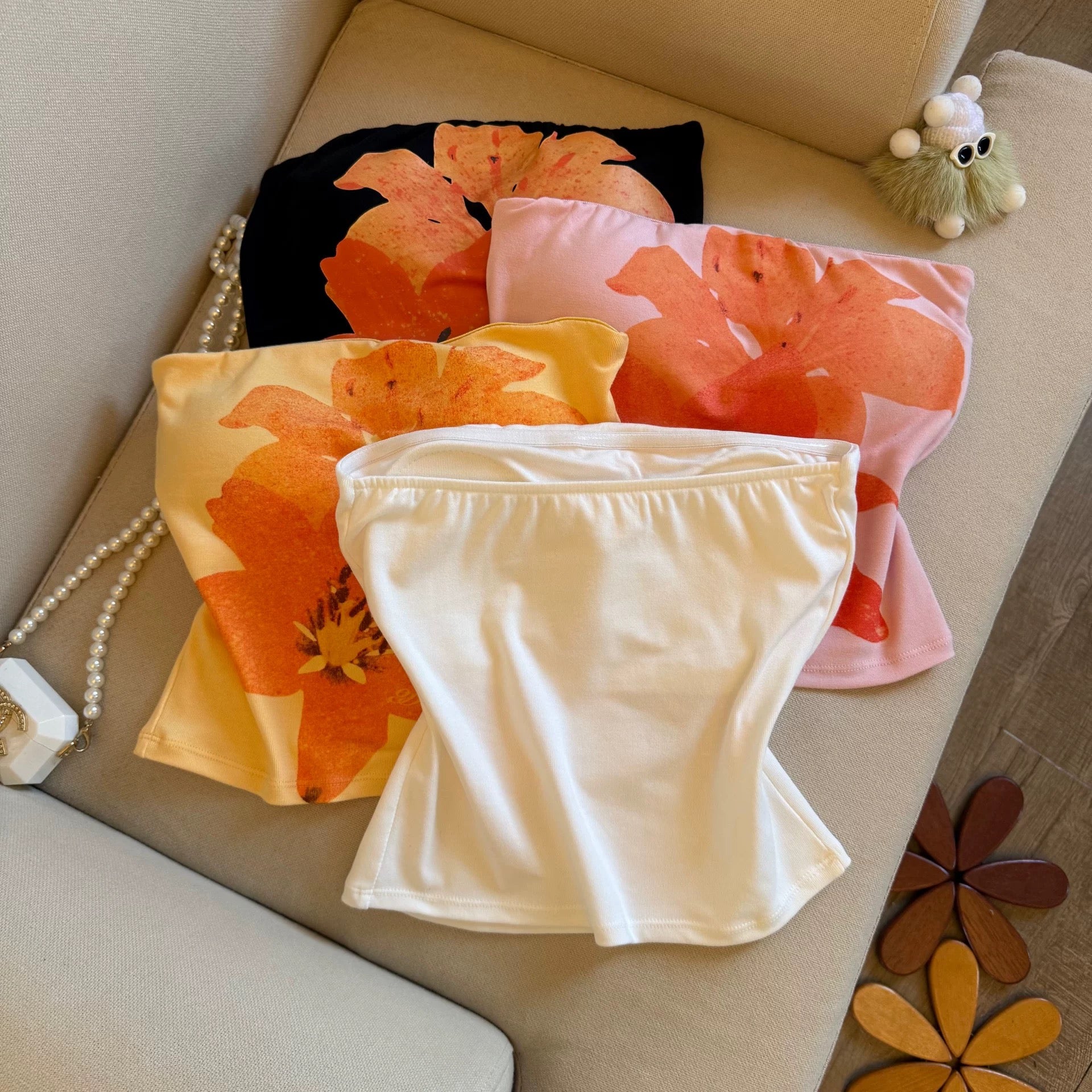 Summer Lily Built-in Bra Tube Top