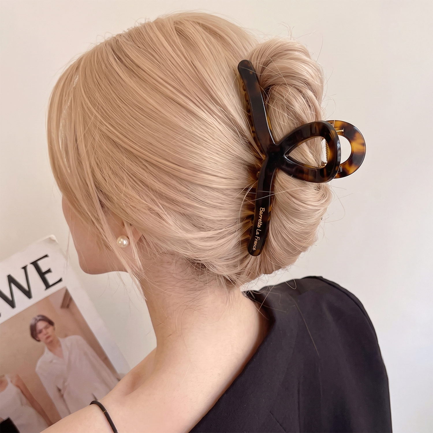 Minimal Muse Claw Clip