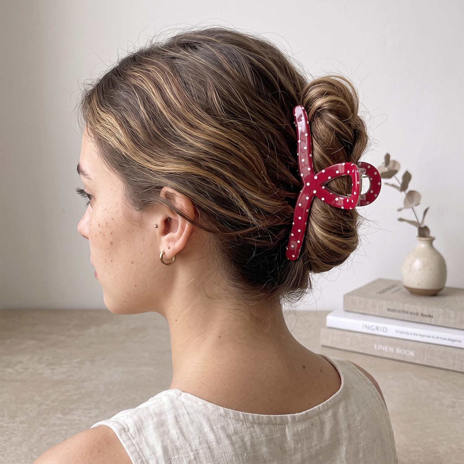 Bow Berry Claw Clip