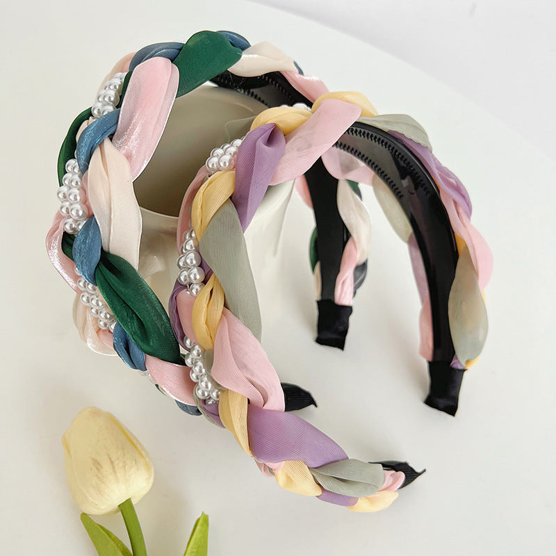 Quirky drama beaded hairband