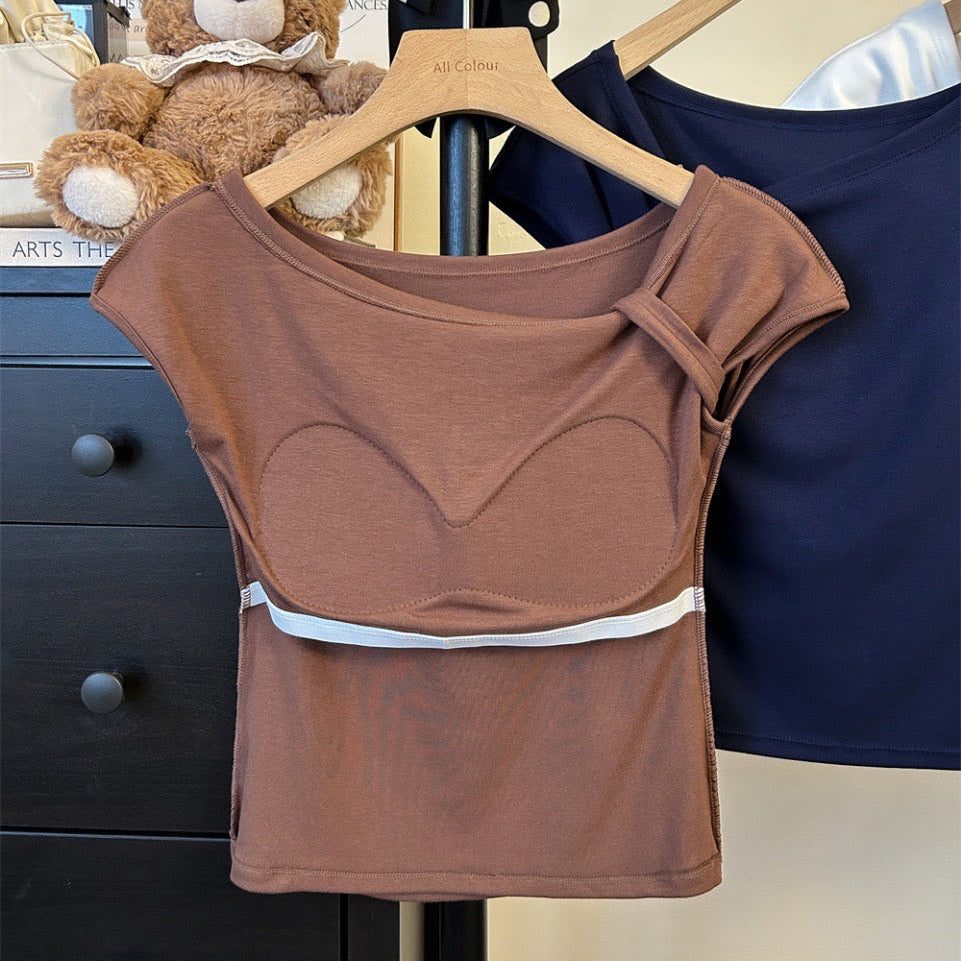 Weekend Knot Built-In Bra Top