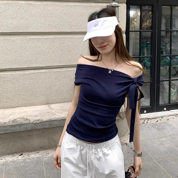 Weekend Knot Built-In Bra Top