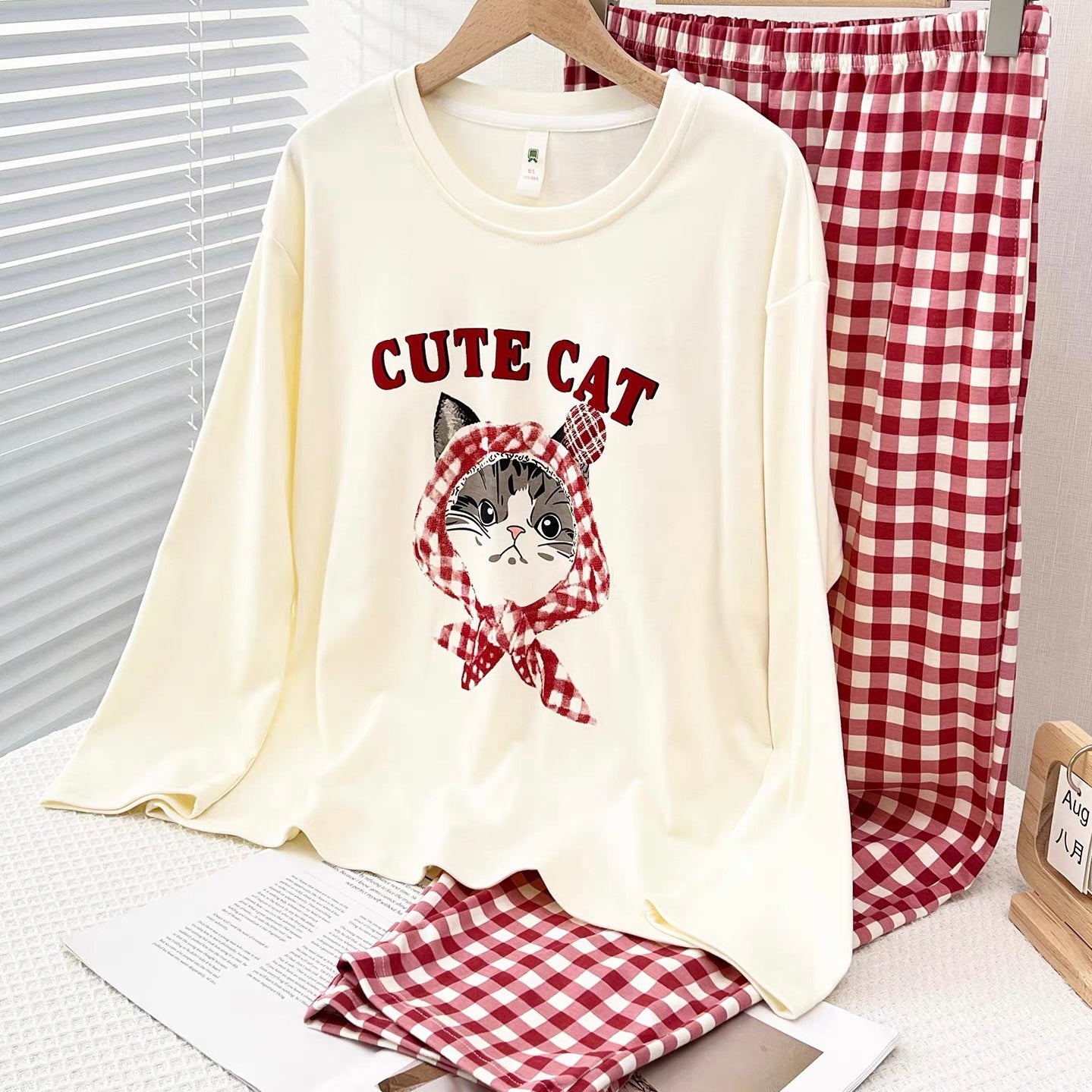 Checkmate Kitty Padded Nightsuit Set