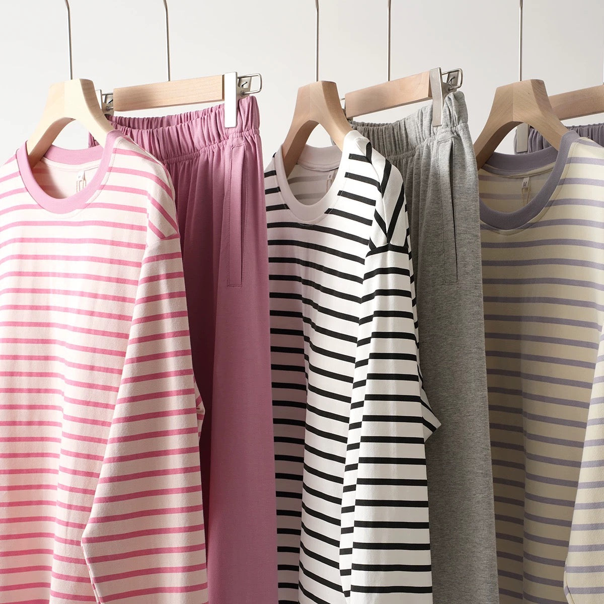 Stripe Ease Padded Lounge Set