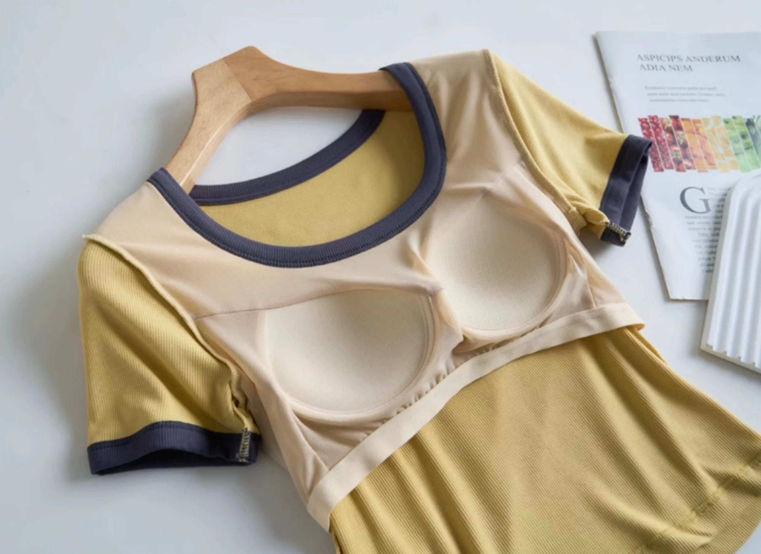 Macaron Contrast Built-In Bra Tshirt