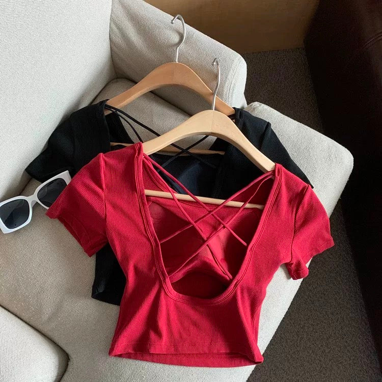 Aria Back Criss-Cross Built-In Bra Crop T-shirt