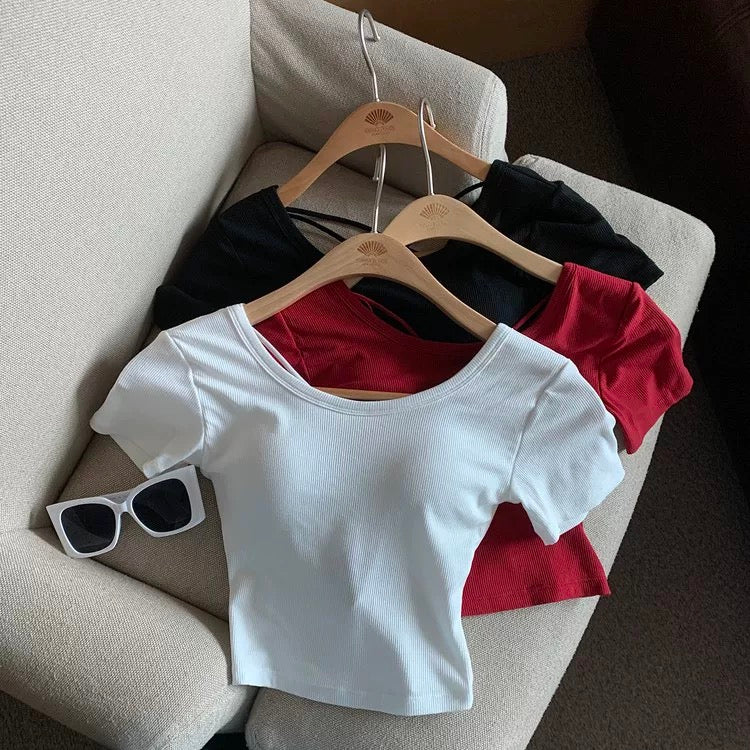 Aria Back Criss-Cross Built-In Bra Crop T-shirt