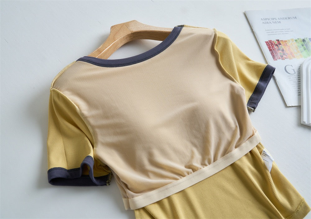 Macaron Contrast Built-In Bra Tshirt