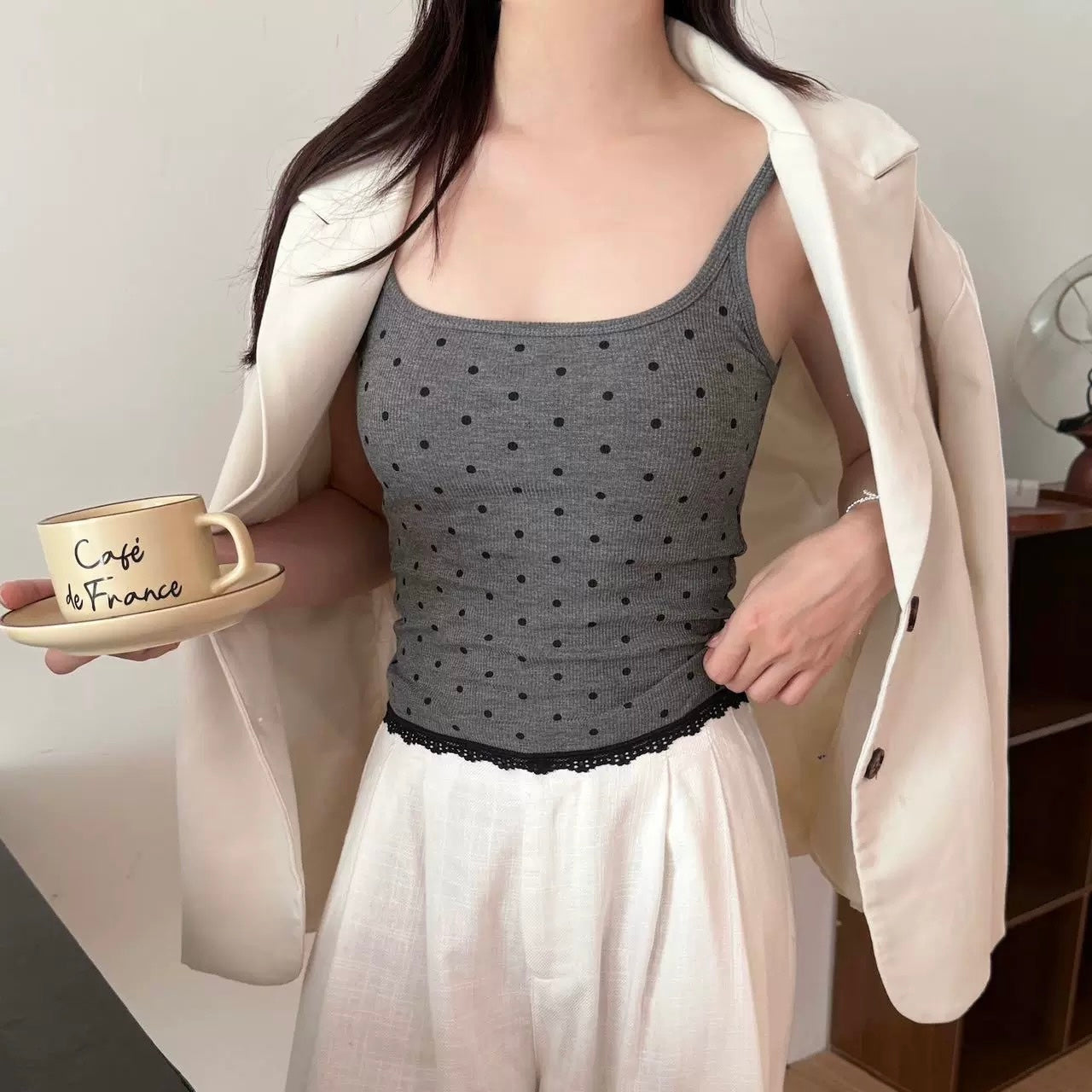 Mademoiselle Scallop Built-in Bra Top