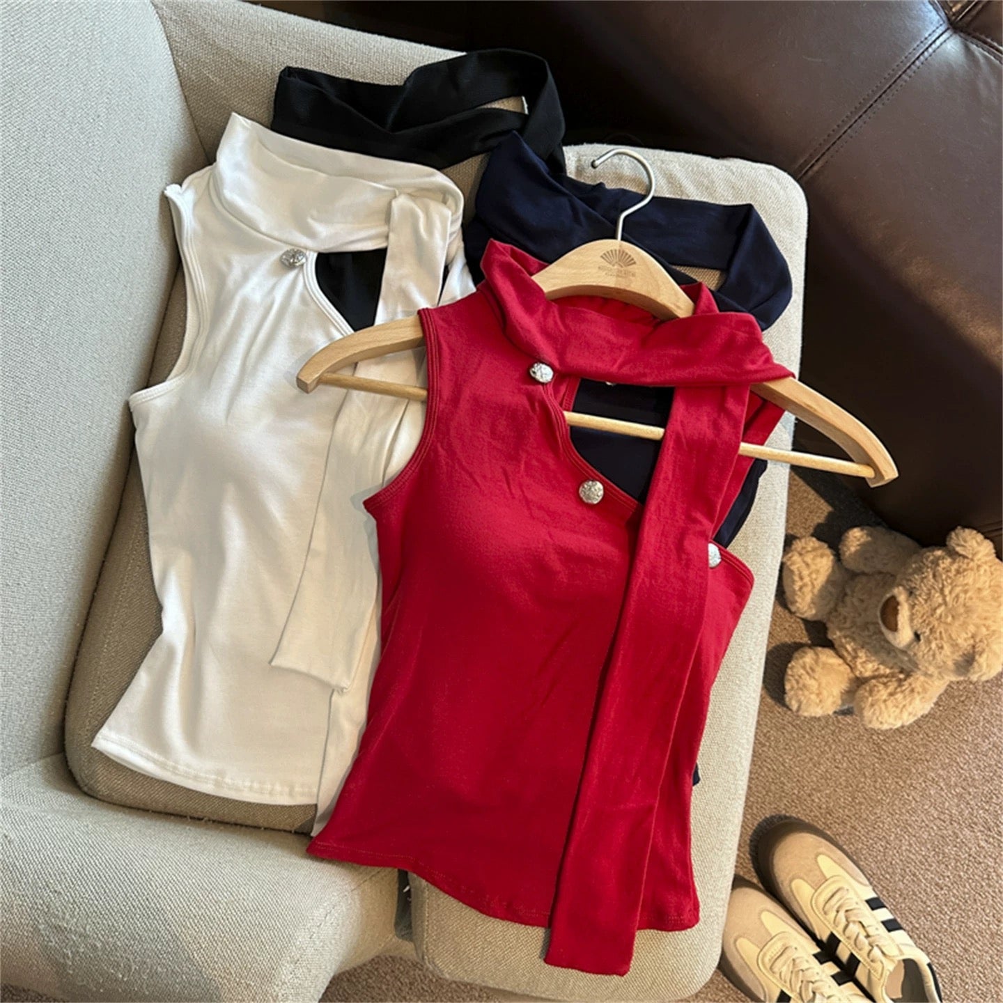 Elarose Scarfline Built-in Bra Top