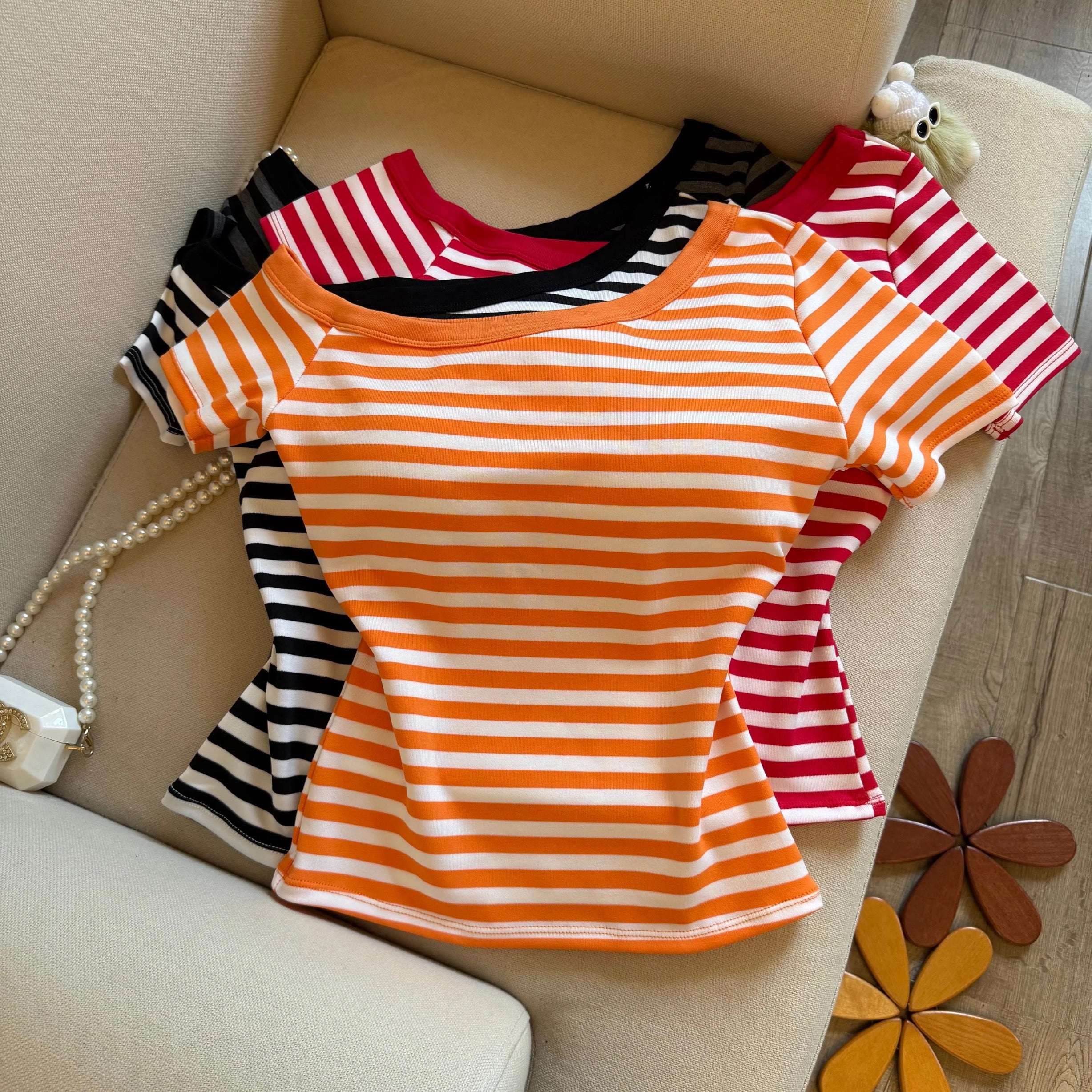 Stripe Story Built-in Bra T-shirt
