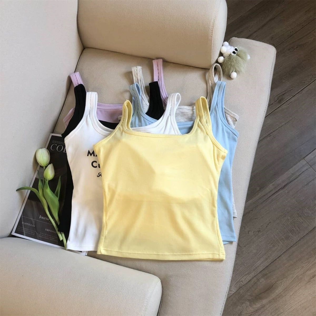 Feelings Built-In Bra Top