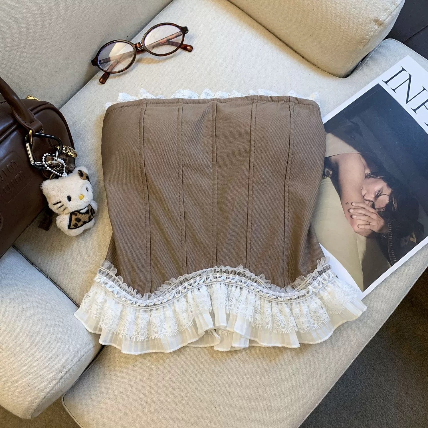 Classic Corset Lace Detailed Built-In Bra Tube Top