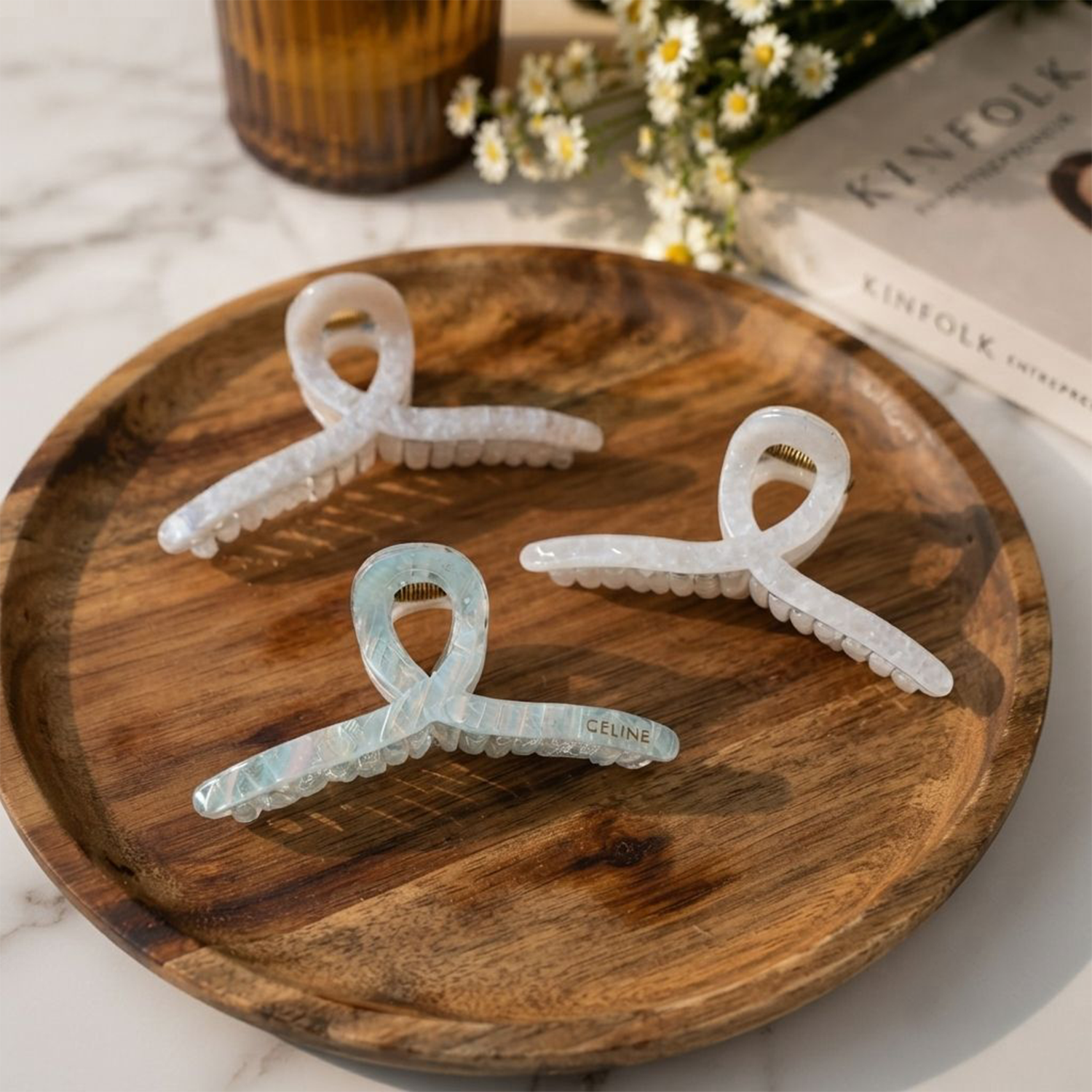 Pearl Loop Claw Clip