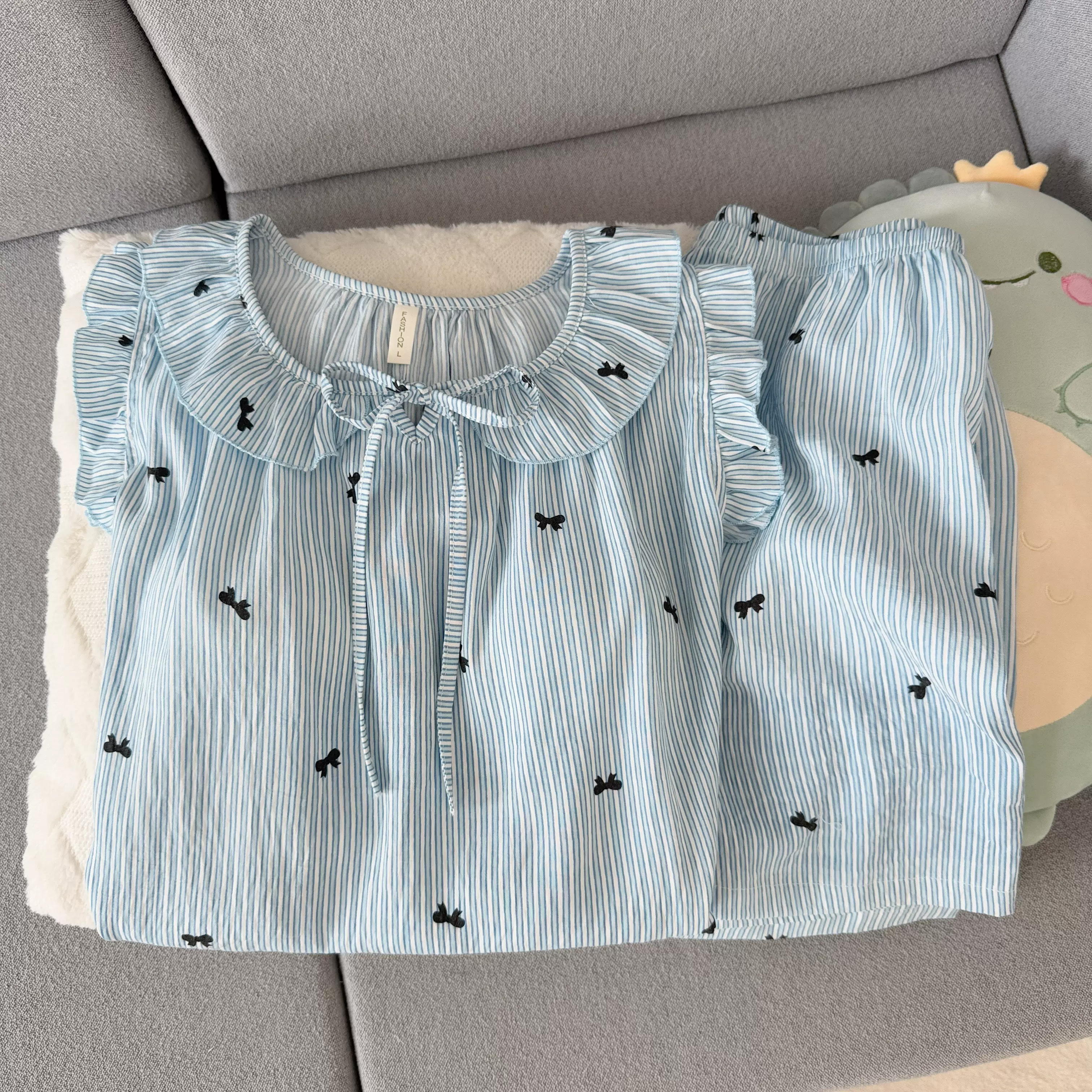 Blue Ribbon Padded Nightsuit Set