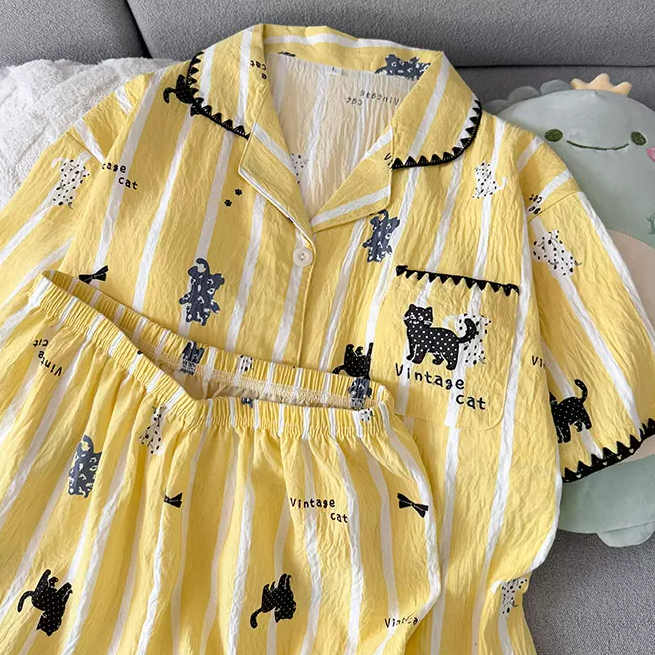Butter Stripe Kitty Padded Nightsuit Set