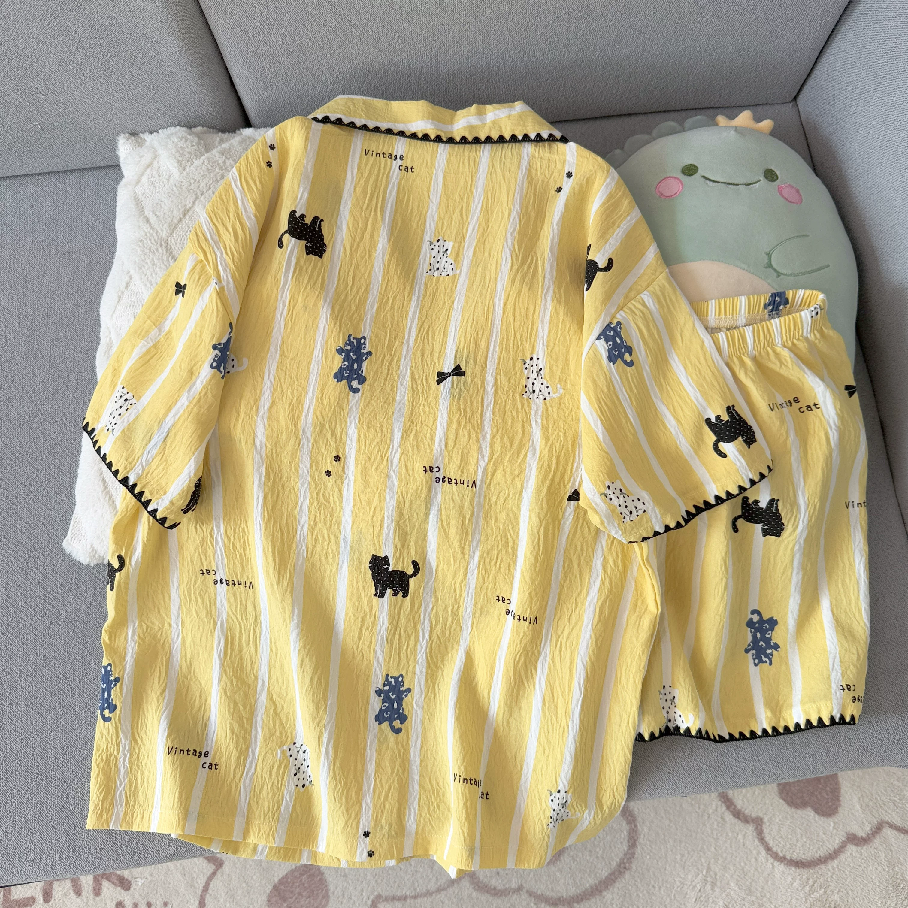 Butter Stripe Kitty Padded Nightsuit Set