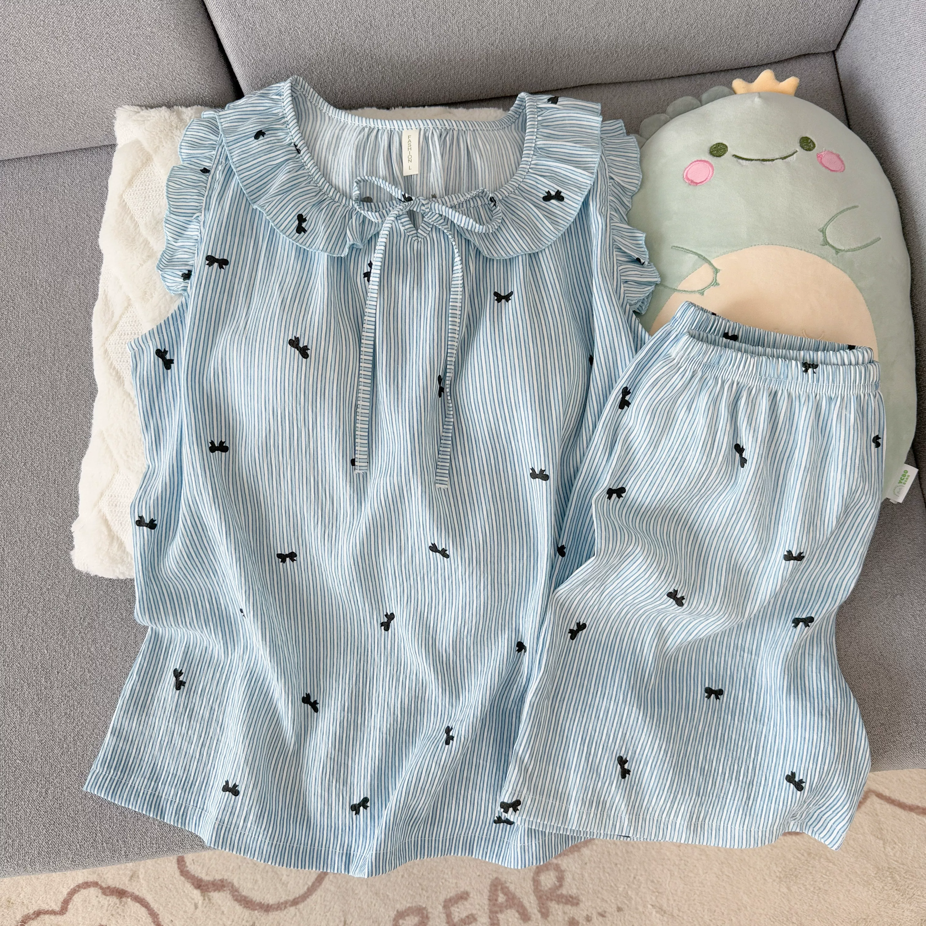 Blue Ribbon Padded Nightsuit Set