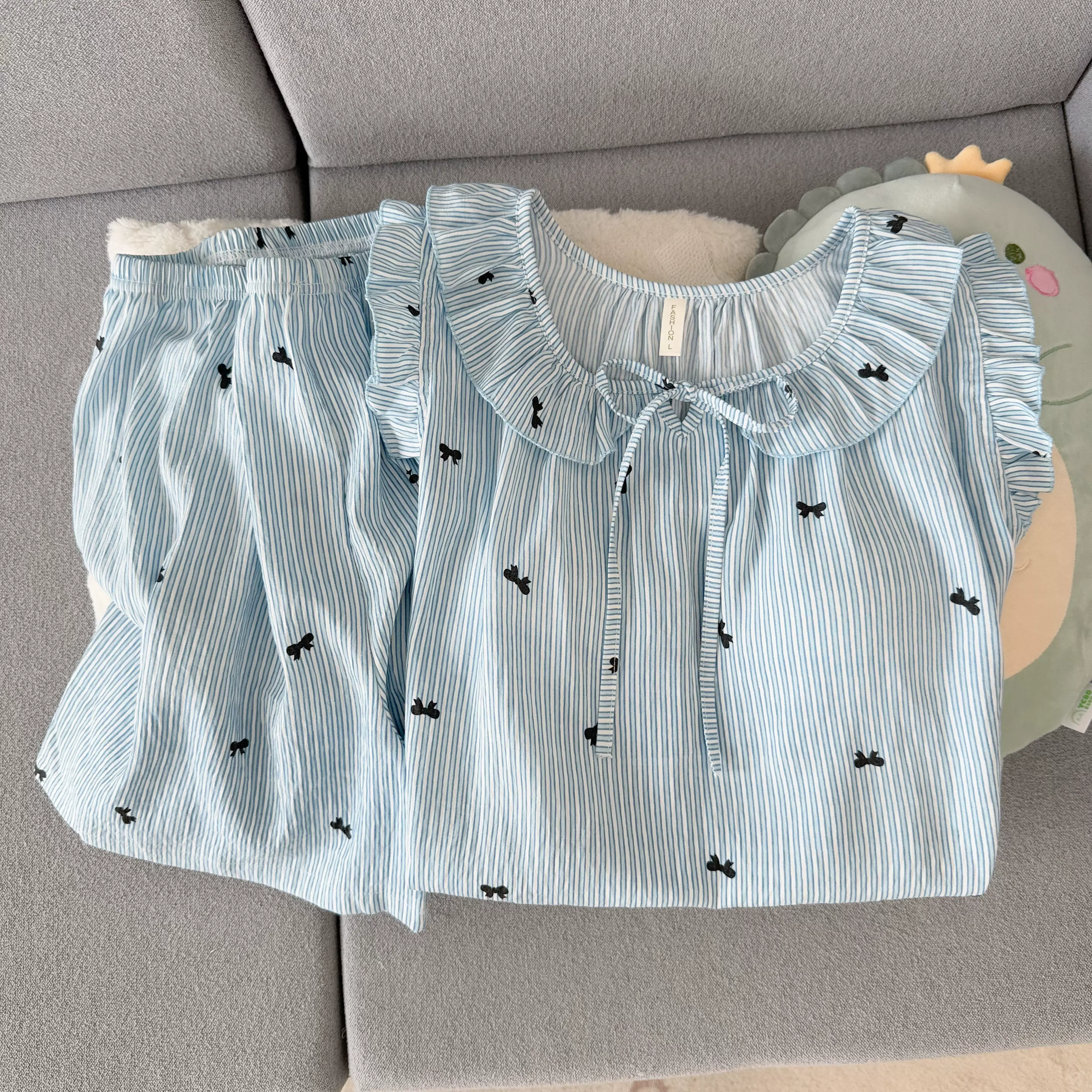 Blue Ribbon Padded Nightsuit Set