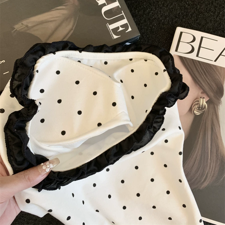 Fleur Lace Built-in Bra Tube Top