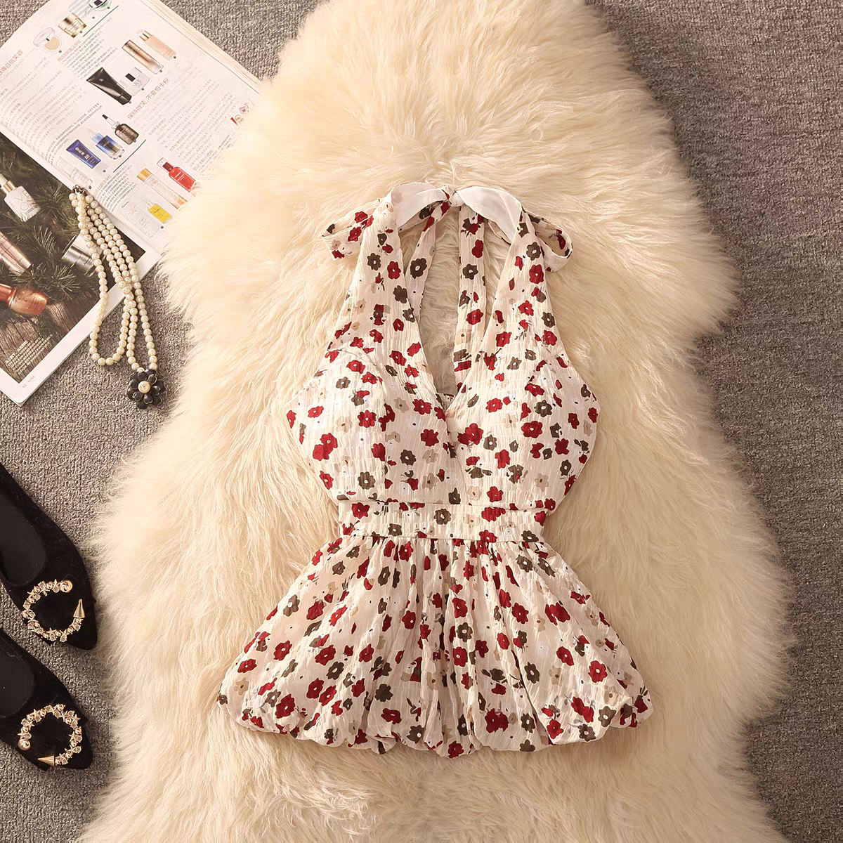 Floral Halter Built-in Bra Frill Top