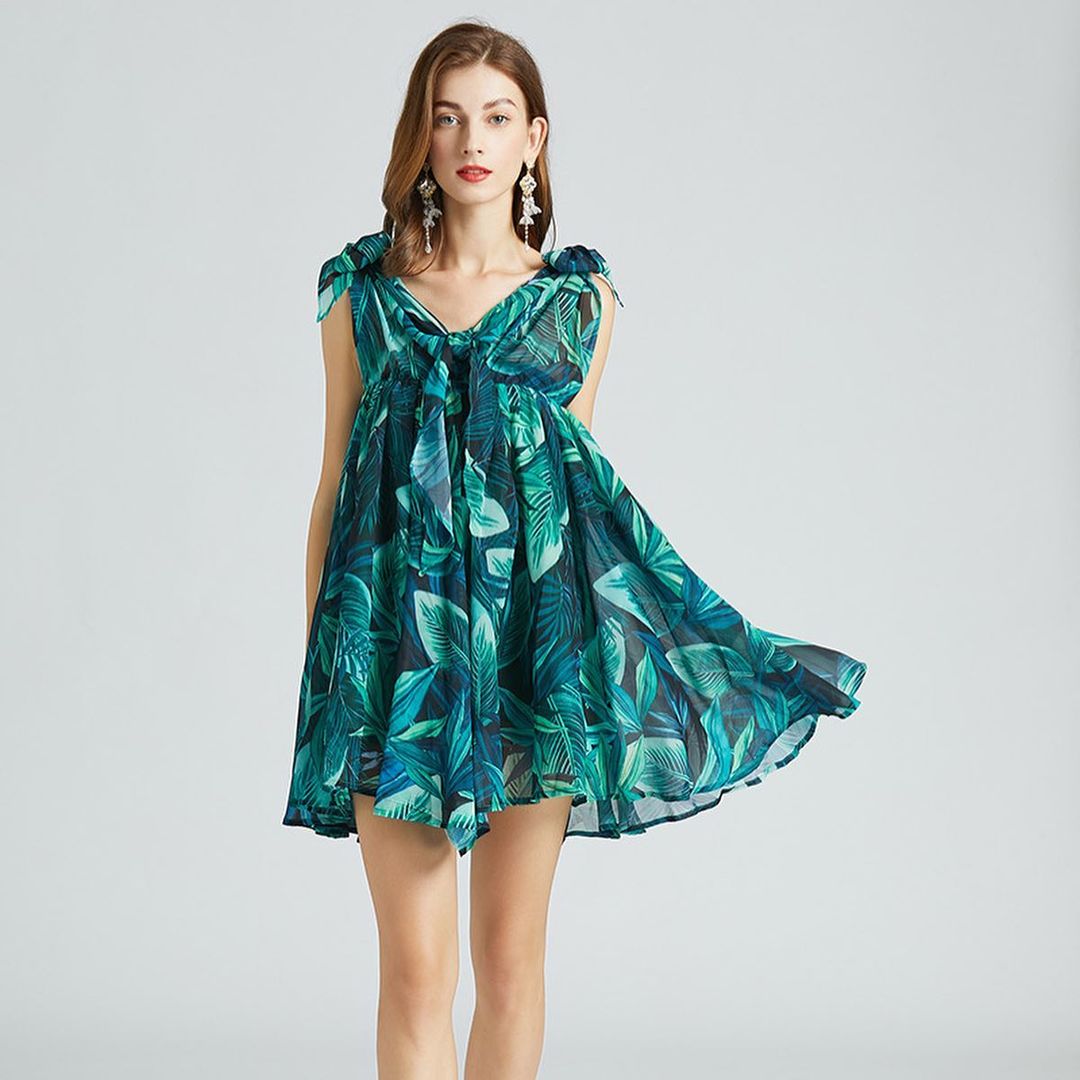 Emiley tropical print dress